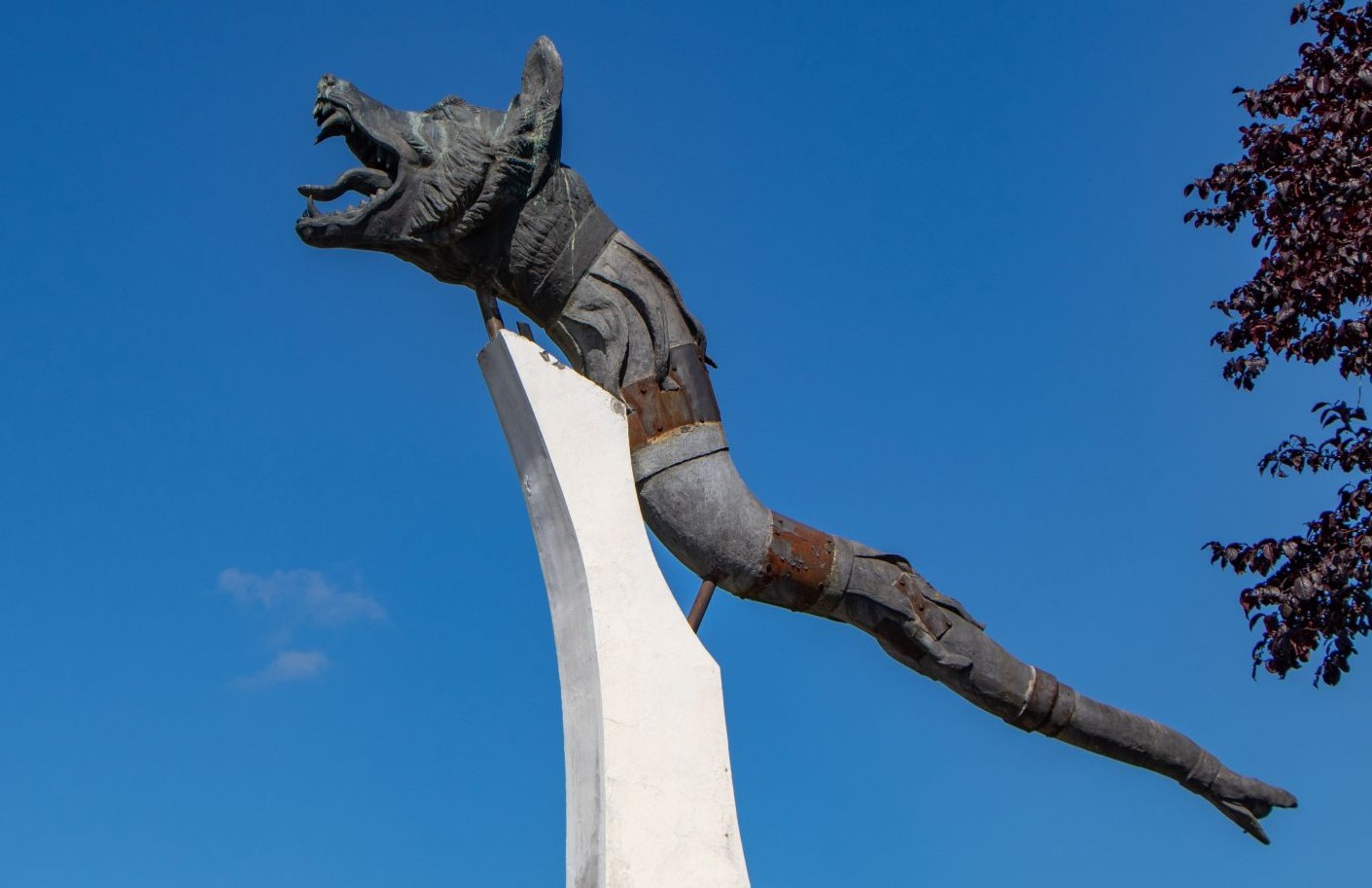 Statuie monument Draco Orăștie detaliu