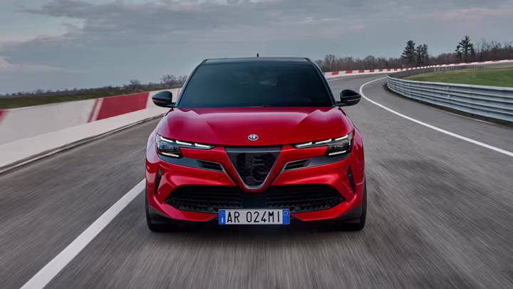 Alfa Romeo Junior. Kompaktowy SUV z włoskim temperamentem